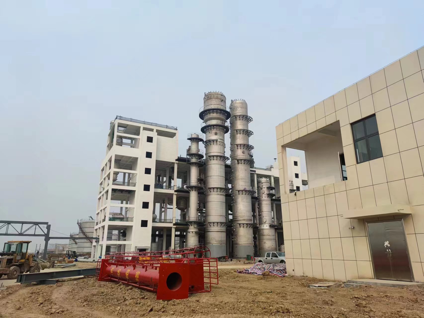 高壓變頻器、軟起動器在化工行業(yè)的應(yīng)用(圖1)